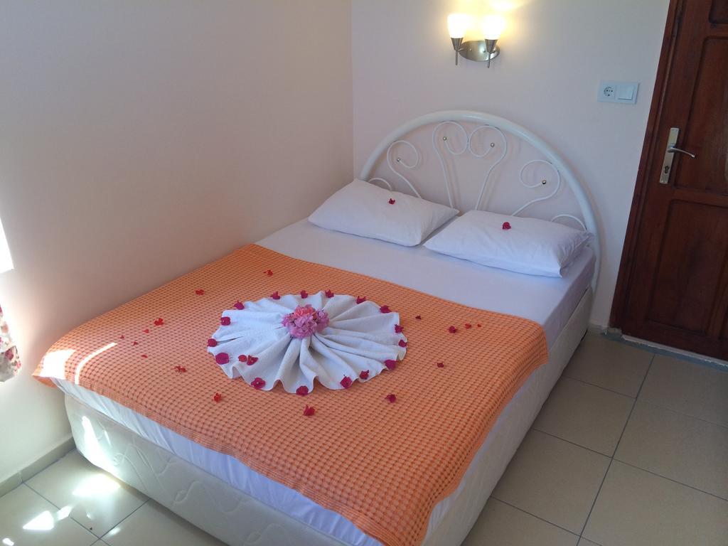 Pinar Pansiyon Kaş Ngoại thất bức ảnh